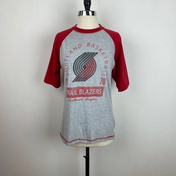 Trail Blazers Basketball 1970 Portland Oregon T Shirt Womens Logo Gray & Red Lg - Picture 1 of 8